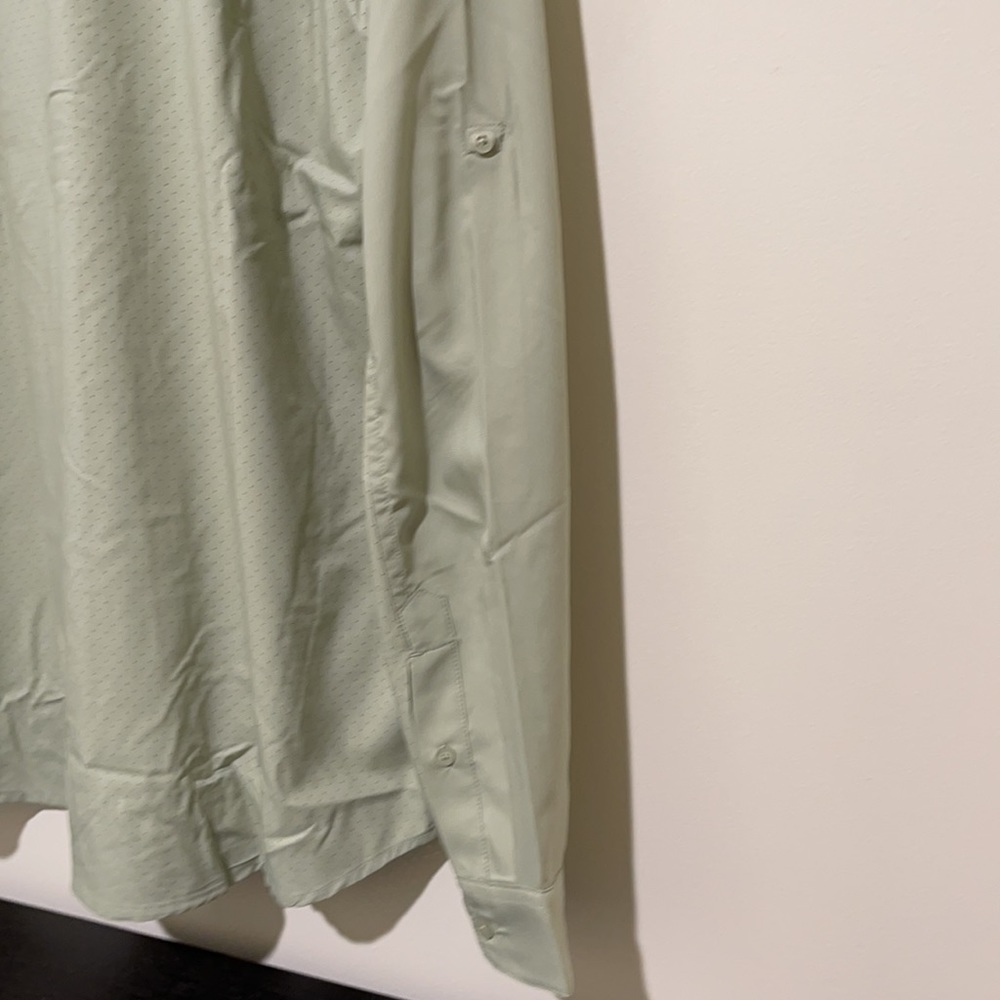 NWT Huk Fishing Performance Wear - Picture 5 of 6